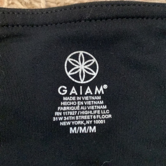 Gaiam yoga pants size medium - Picture 4 of 8